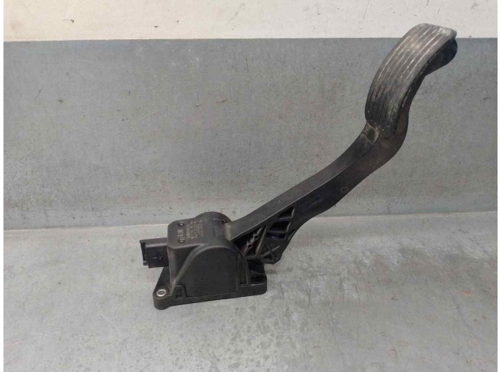Recambio de potenciometro pedal para peugeot partner kombi 1.6 16v hdi referencia OEM IAM 9654725380 0280755044 BOSCH