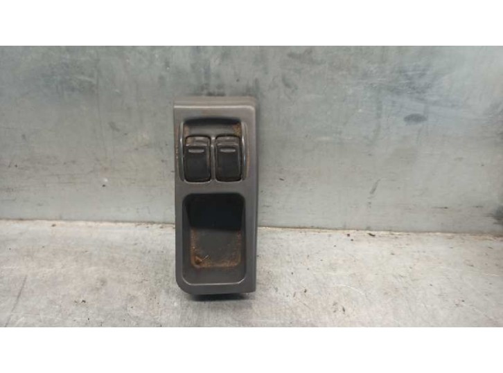 Recambio de maneta elevalunas delantera izquierda_no_usar para daewoo lanos 1.5 cat referencia OEM IAM 96230793 