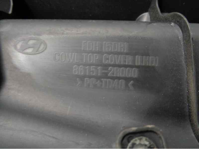 Recambio de torpedo para hyundai i30 style referencia OEM IAM 861512R000  