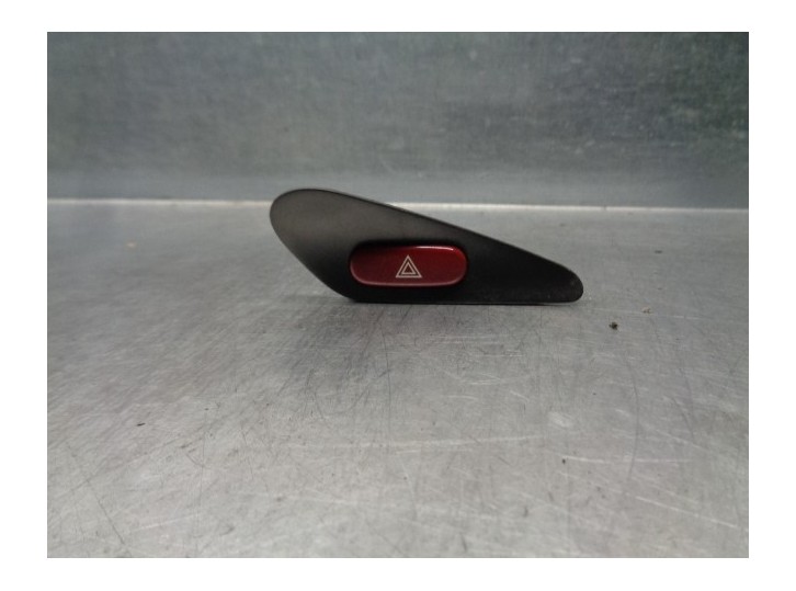 Recambio de warning para peugeot 406 berlina (s1/s2) 1.8 16v cat referencia OEM IAM 963040347A 