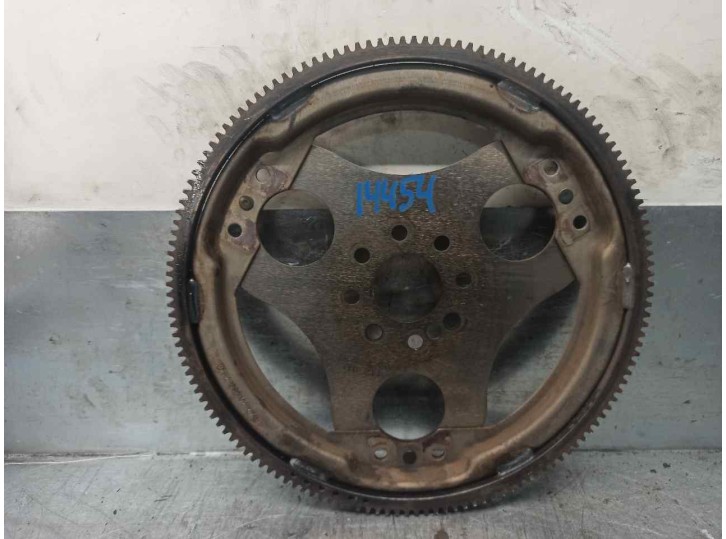 Replacement flywheel for Mercedes-Benz E-Class (W210) saloon 3.2 V6 18V CAT OEM IAM reference 1120320247 