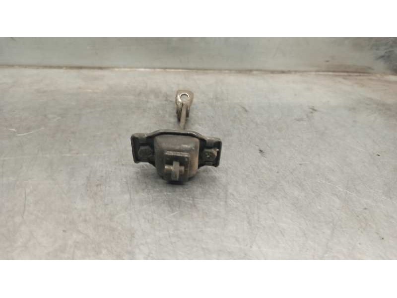 Recambio de retenedor puerta para tata safari ex safari 2.0 referencia OEM IAM   