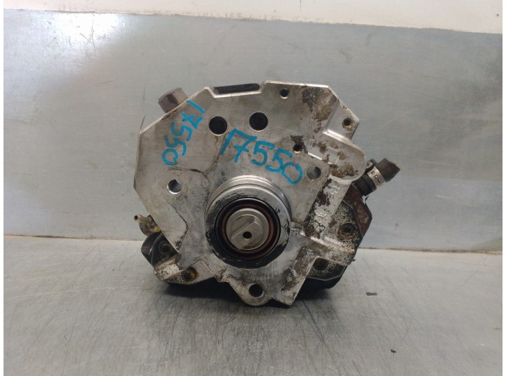 Recambio de bomba inyeccion para volvo s60 berlina 2.4 diesel cat referencia OEM IAM 8689590 0445010043 BOSCH
