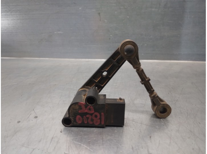 Recambio de motor regulacion faros para land rover range rover sport 3.0 td v6 cat referencia OEM IAM CPLA3D026AA DELANTE IZQUI 