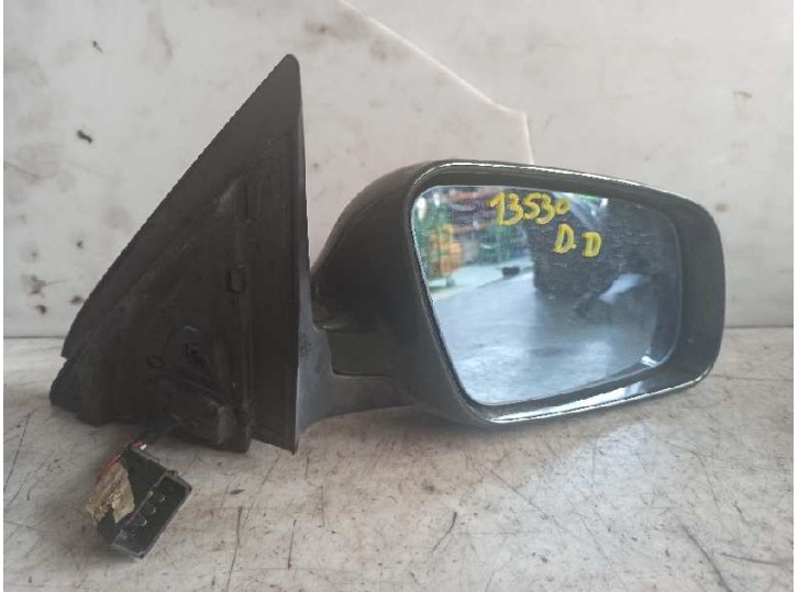 Replacement right wing mirror for Audi A6 Avant (4B5) 2.5 V6 24V TDI OEM IAM reference 010593 7 PINS 5 DOORS