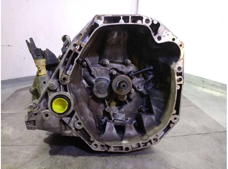 Recambio de caja cambios para dacia logan mcv 1.5 dci diesel cat referencia OEM IAM JR5147 8201180697 A162083