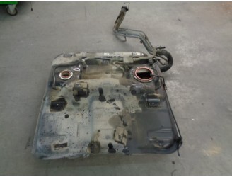 Recambio de deposito combustible para hyundai ix 55 style referencia OEM IAM 311003J000  CAMPA CESTA 35