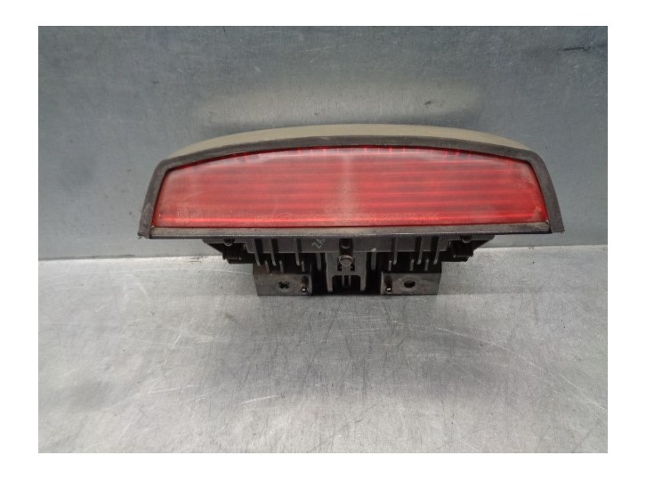 Recambio de luz central de freno para kia rio i hatchback (dc) 1.3 referencia OEM IAM 92700FD50008 