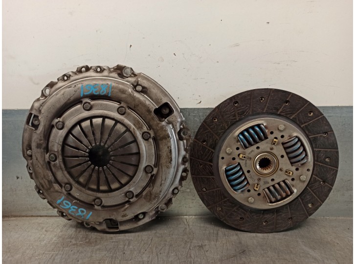 Recambio de kit embrague para peugeot 406 berlina (s1/s2) 2.0 hdi cat referencia OEM IAM 2052J1 193428 