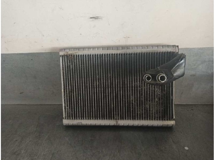 Recambio de evaporador aire acondicionado para peugeot partner kombi premium referencia OEM IAM A311010E0A  