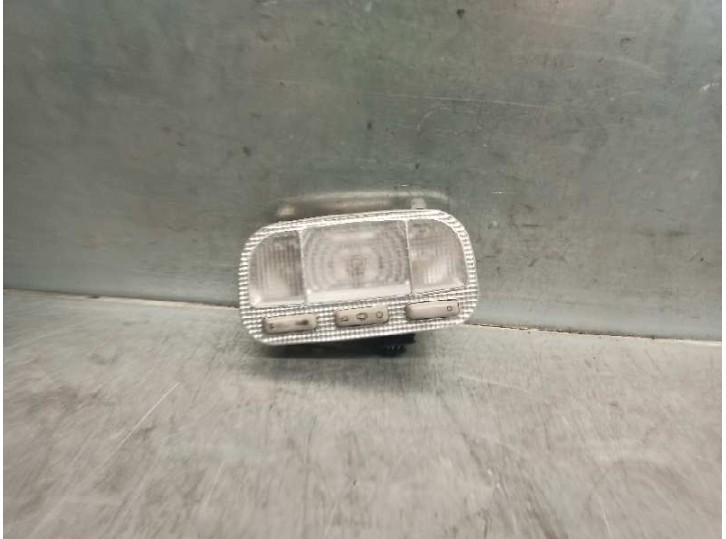 Recambio de luz interior para peugeot partner kombi premium referencia OEM IAM 6362Q2 