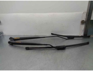 Replacement front right wiper arm for Peugeot 1007 Sport OEM IAM reference 6429Y0 