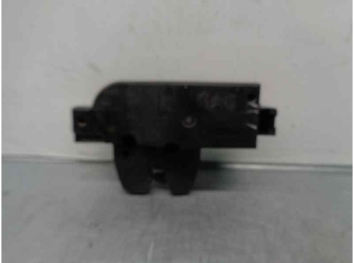 Recambio de cerradura maletero / porton para peugeot 1007 sport referencia OEM IAM 9657614780 3 PINES 3 PUERTAS