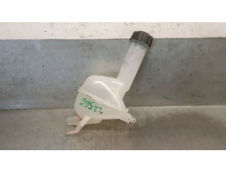 Recambio de deposito expansion para renault captur ii referencia OEM IAM 217102102R 217102102R 