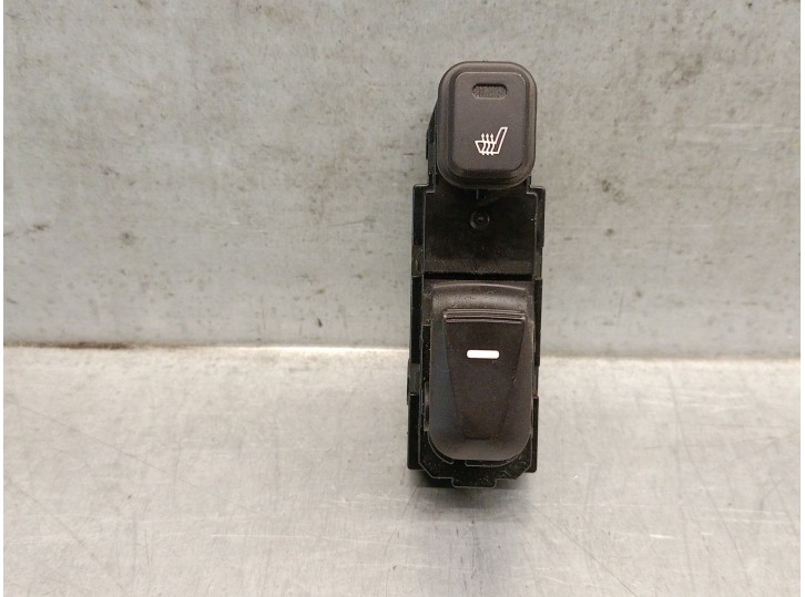 Recambio de mando elevalunas trasero izquierdo para hyundai ix35 (lm, el, elh) 2.0 crdi referencia OEM IAM 3835211310 