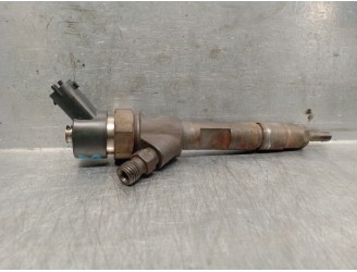 Recambio de inyector para renault megane i fase 2 classic (la..) 1.9 dci diesel cat referencia OEM IAM 7700111014 0445110021 BOS