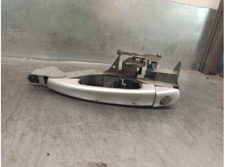 Recambio de maneta exterior delantera izquierda para peugeot partner kombi premium referencia OEM IAM 9101GF  