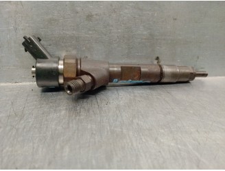 Recambio de inyector para renault megane i fase 2 classic (la..) 1.9 dci diesel cat referencia OEM IAM 7700111014 0445110021 BOS