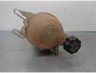 Recambio de deposito expansion para peugeot 1007 sport referencia OEM IAM 9680154180  