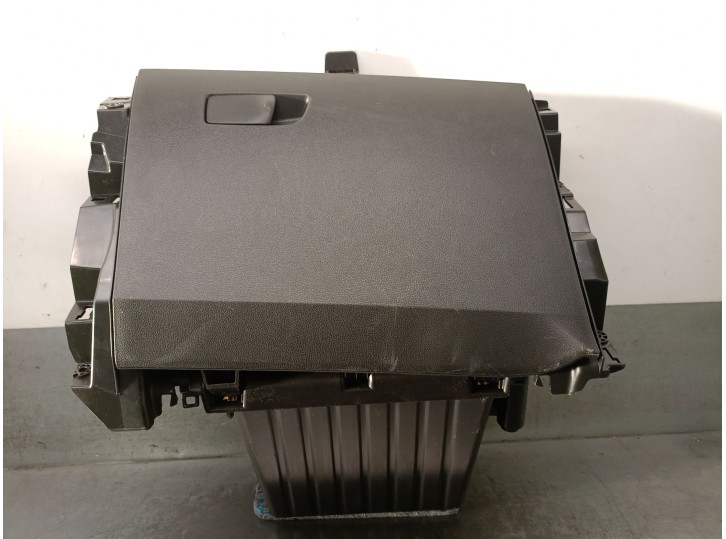 Recambio de guantera para renault captur ii referencia OEM IAM 685005441R 