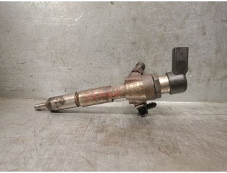 Recambio de inyector para ford focus berlina (cap) 1.8 tdci turbodiesel cat referencia OEM IAM 4M5Q9F593AD 4M5Q9F593AD 