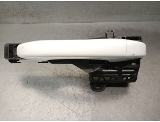 Recambio de maneta exterior delantera izquierda para renault captur ii referencia OEM IAM 806071986R 806068654R 