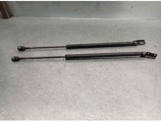 Recambio de amortiguadores maletero / porton para smart forfour 1.5 cat referencia OEM IAM A4547400145 