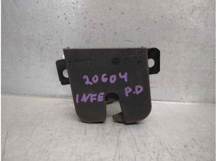 Recambio de cerradura maletero / porton para volkswagen caddy furgón/kombi 2.0 tdi referencia OEM IAM 2K0827506F 