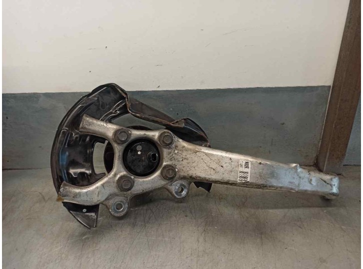 Recambio de mangueta delantera derecha para lexus is 250c 2.5 v6 cat referencia OEM IAM 4320153010  