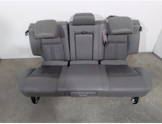 Recambio de asientos traseros para jeep gr. cherokee (wh) 3.0 crd cat referencia OEM IAM 4857573 CUERO GRIS 5 PUERTAS