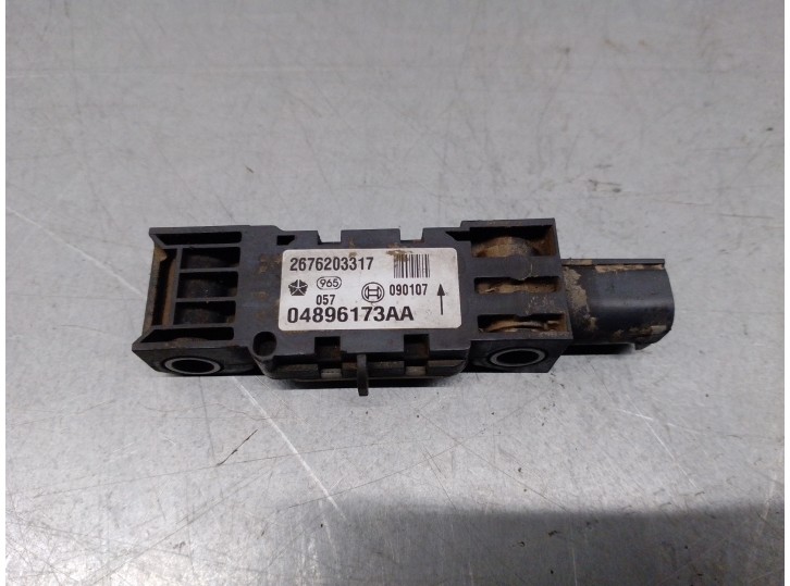 Recambio de sensor impacto para jeep gr. cherokee (wh) 3.0 crd cat referencia OEM IAM 04896173AA  