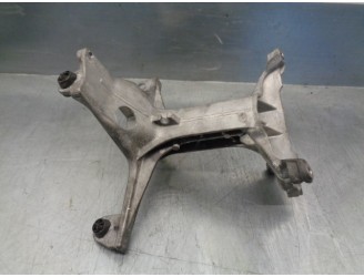 Recambio de soporte motor para mercedes-benz clase c (w205) lim. 2.0 cgi cat referencia OEM IAM A2740980239  