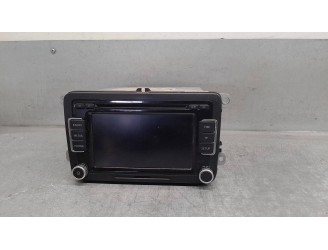 Replacement multifunction display for Volkswagen Golf VI (5K1) 2.0 TDI DPF OEM IAM reference 3C8035195 