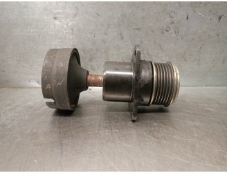 Recambio de polea alternador para ford focus berlina (cap) 1.8 tdci turbodiesel cat referencia OEM IAM 5M5Q10D310AB 1477441 