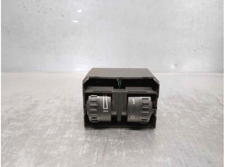 Recambio de mando luces salpicadero para volkswagen caddy furgón/kombi 2.0 tdi referencia OEM IAM 2K0941333  