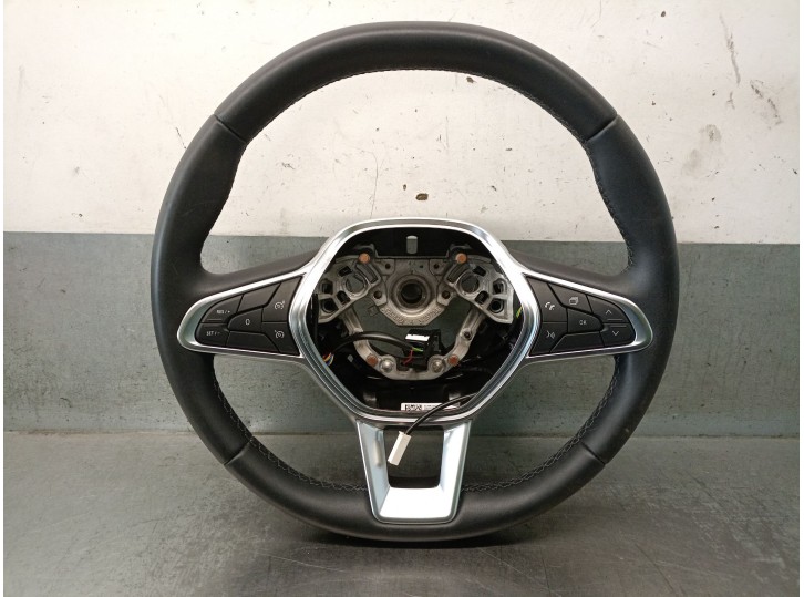 Recambio de volante para renault captur ii referencia OEM IAM 484002607R 484002607R 34268120F TRW