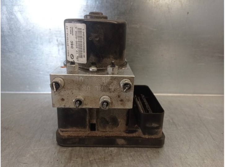Recambio de abs para bmw serie 1 berlina (e81/e87) 1.6 16v cat referencia OEM IAM 34516772213 10020602504 ATE