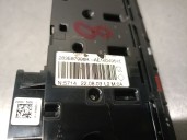 Replacement hazard warning switch for Renault Captur II OEM IAM reference 283E87996R 283E87996R 