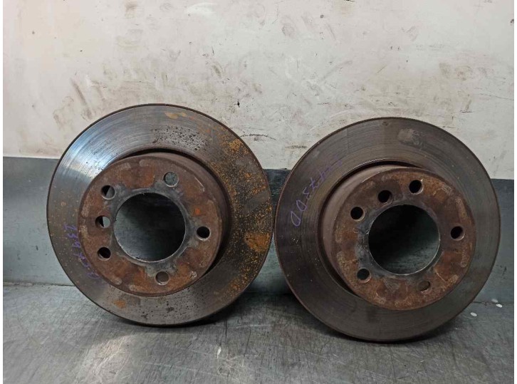 Replacement front brake disc for BMW 1 Series Sedan (E81/E87) 1.6 16v CAT OEM IAM reference 