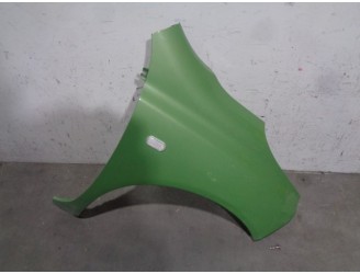 Recambio de aleta delantera derecha para nissan micra (k12e) 1.2 cat referencia OEM IAM 63100AX630 VERDE 