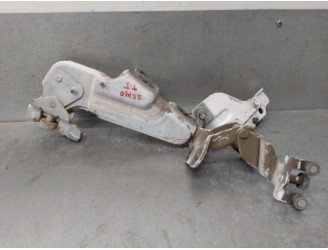 Recambio de soporte / guia puerta corredera para nissan nv200 furgoneta 1.5 dci 85 (m20, m20m) referencia OEM IAM 82401JX00A 824