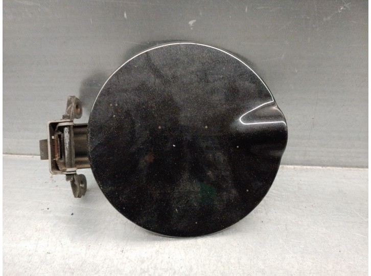 Recambio de tapa exterior combustible para jeep gr. cherokee (wh) 3.0 crd cat referencia OEM IAM 5015636AB  