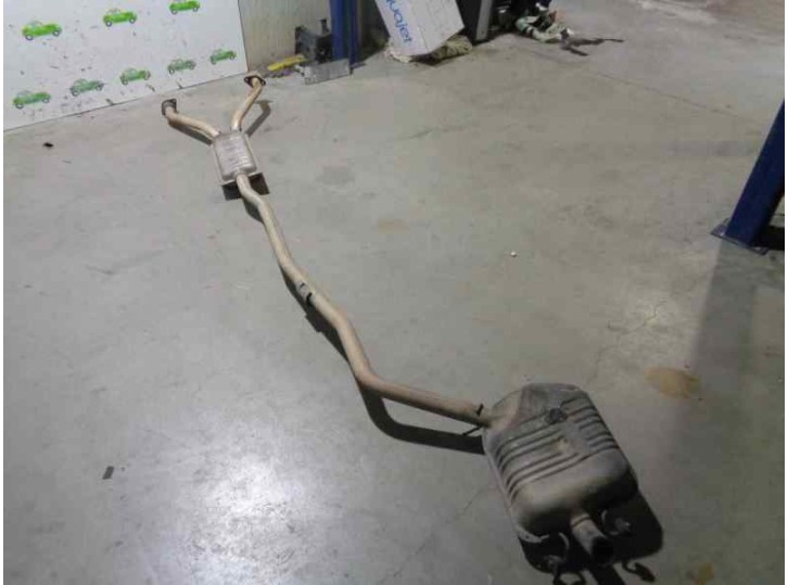 Recambio de tubo escape completo para cadillac cts 3.2 v6 cat referencia OEM IAM GM01070 GM01170