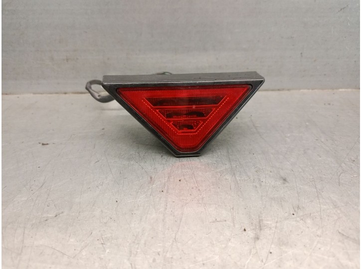 Recambio de piloto trasero central para hyundai i30 (pde, pd, pden) 2.0 n referencia OEM IAM 92700S0 