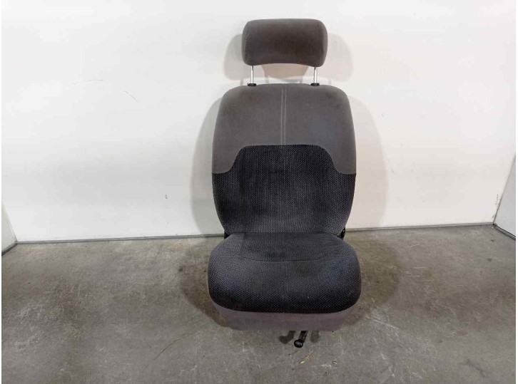 Recambio de asiento delantero derecho para ford orion 1.6 referencia OEM IAM 4717992 TELA GRIS 4 PUERTAS