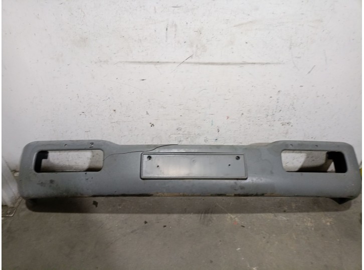 Recambio de paragolpes delantero para nissan atleon nissan atleon referencia OEM IAM BD30 BD30 