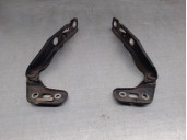 Replacement hood hinge for Audi A6 Saloon (4F2) 3.0 V6 24V TDI OEM IAM reference 4F0823302 4F0823301 