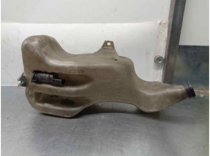 Recambio de deposito limpia para iveco daily caja cerrada (2006 =>) 3.0 diesel referencia OEM IAM 3801898 