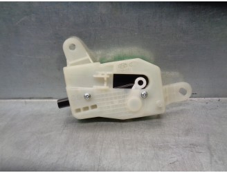 Recambio de motor tapa deposito combustible para kia xceed 1.4 tgdi cat referencia OEM IAM 81550G3000  