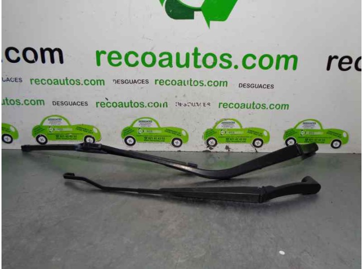 Recambio de brazo limpia delantero derecho para mitsubishi asx (ga0w) 1.8 di-d cat referencia OEM IAM 8250A171  